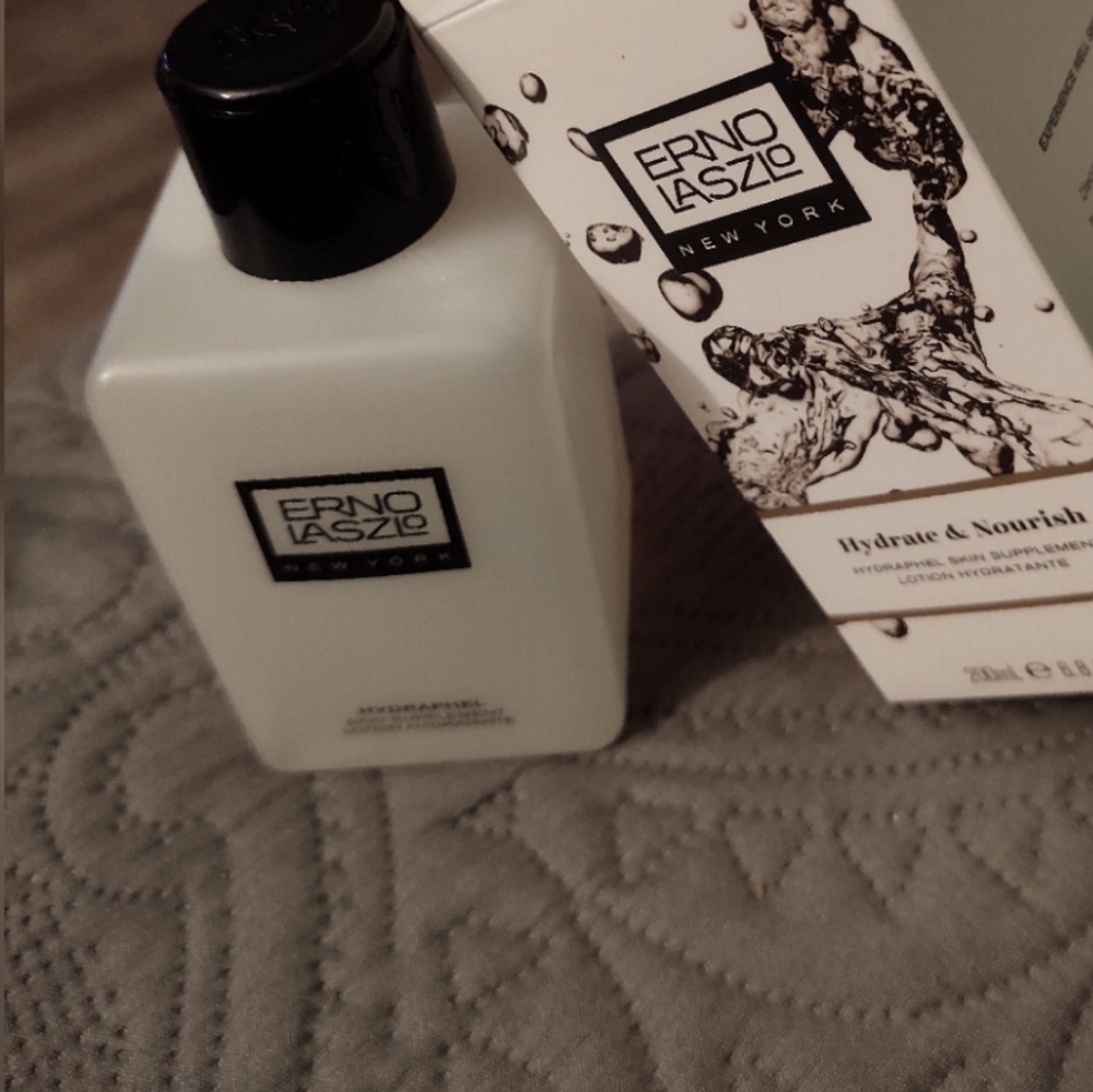 New Erno Laszlo Hydraphel Skin Supplement